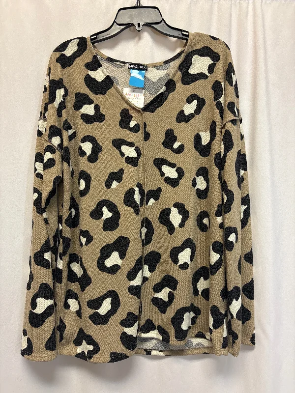 Top Long Sleeve By Heimish Usa In Animal Print, Size: 1x